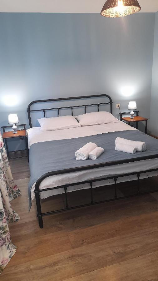 Mebo House Hotel Кутаиси Екстериор снимка