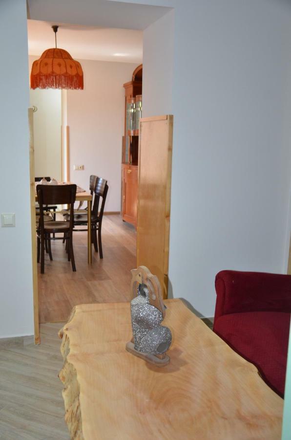 Mebo House Hotel Кутаиси Екстериор снимка
